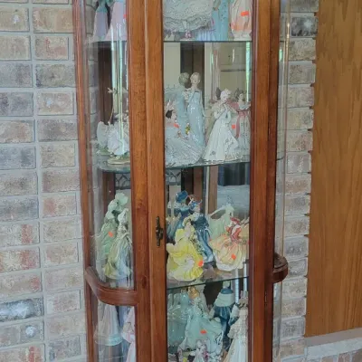 Small curio and vintage porcelain figurines 