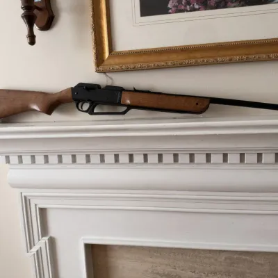Lever pump air rifle BB gun, wood stock