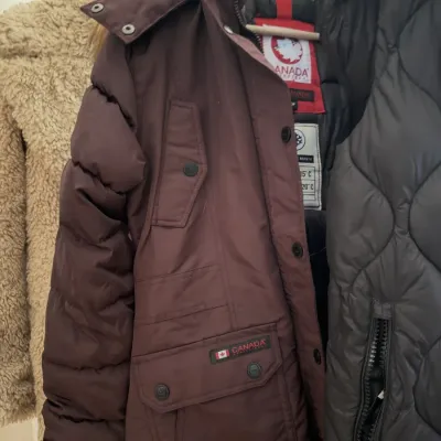 Canada Weather Gear hooded parka, burgundy
