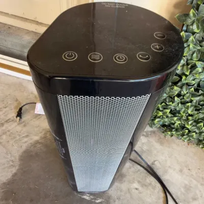 Ceramic tower space heater with touch controls