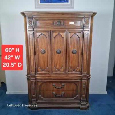 Sale Photo Thumbnail #145