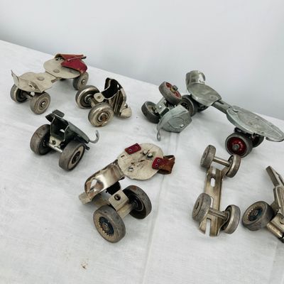 Lot 140 Roller skates