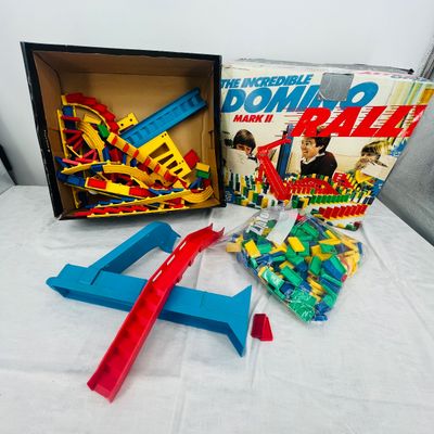 Lot 70 Domino Rally