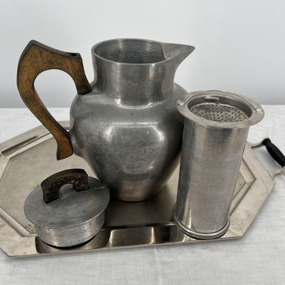 Lot 13 Tea/ coffee pots w/ silver plate tray