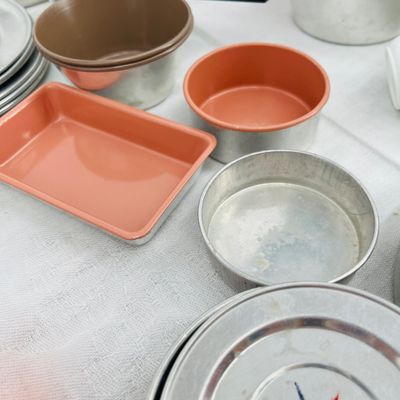 Lot 72 Vintage kids play kitchen items