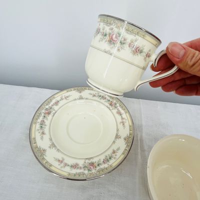 Lot 128 Dishes lot
