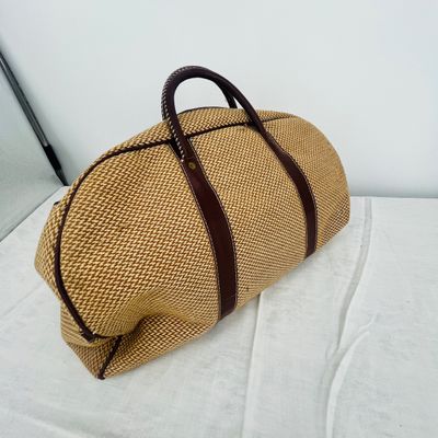 Lot 54 Vintage "carpet bag" duffle