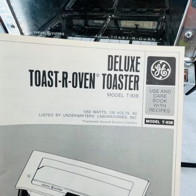 Lot 41 GE Toaster oven