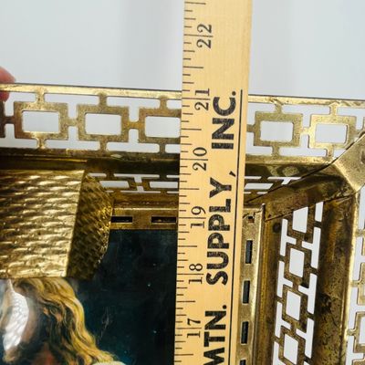 Lot 82 Lighted Jesus knocking print