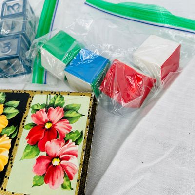 Lot 69 Vintage cards & gaming items