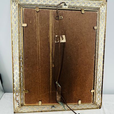 Lot 82 Lighted Jesus knocking print
