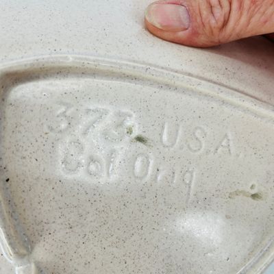 Lot 31 MCM cool ashtray & ceramic items