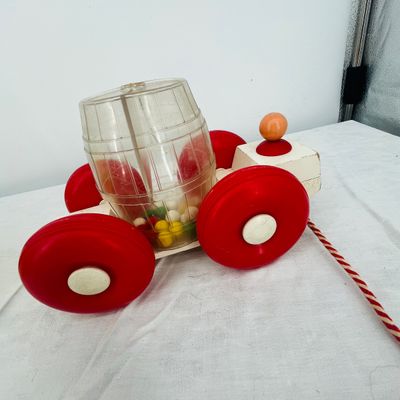 Lot 97 Holgate pull toy