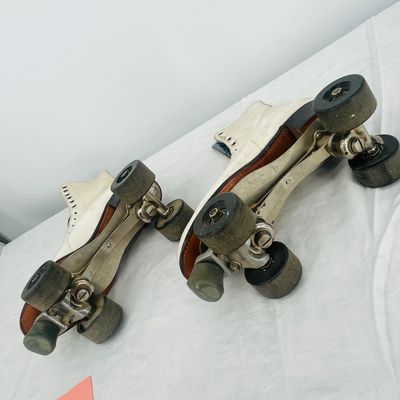 Lot 73 Vintage rollerskates