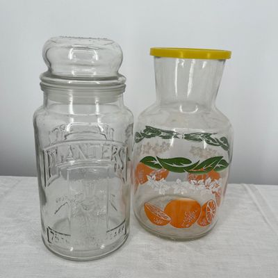 Lot 17 Kitchen jars