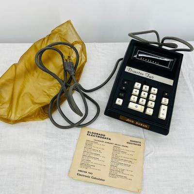 Lot 32 Vintage electric adding machine
