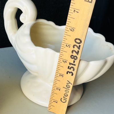 Lot 143 White ceramics