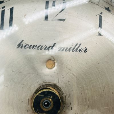 Lot 21 Vintage Howard Miller ball clock