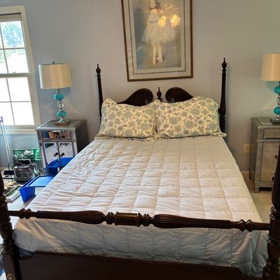 Ethan Allen Traditional Mahogany Poster Bed
