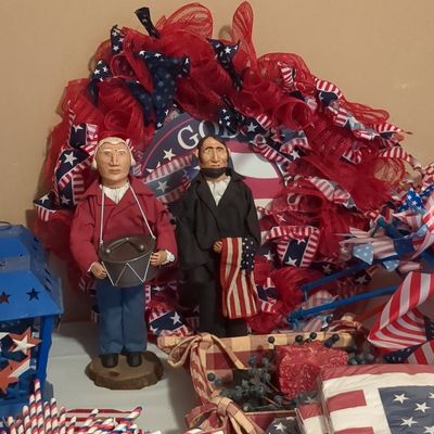 Byers' Choice Patriotic Figures