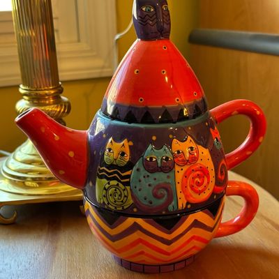 Laurel Burch for Ganz Cat-themed Tea-for-One Set