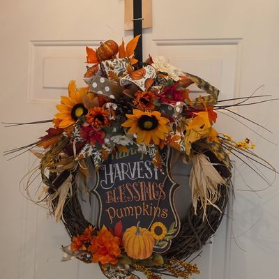 Decorative Fall Harvest Wreath