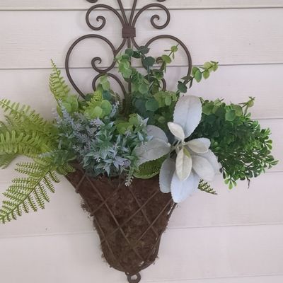 Wall-Mounted Metal Hanging Basket Planter with Scrollwork Backplate