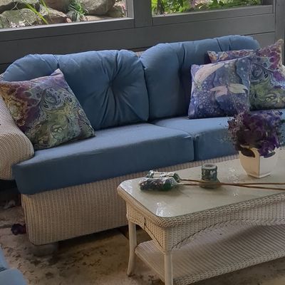 Pocassy 3 Seat Wicker Outdoor Patio Sofa Couch with Deep Seating and Blue Cushions