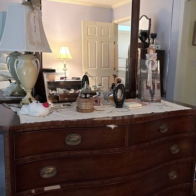 Antique Mahogany Bow-Front Chest of Drawers