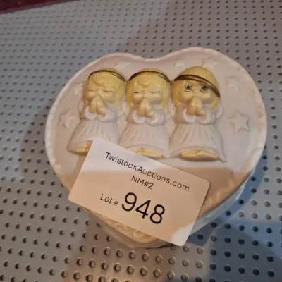 Sale Photo Thumbnail #246