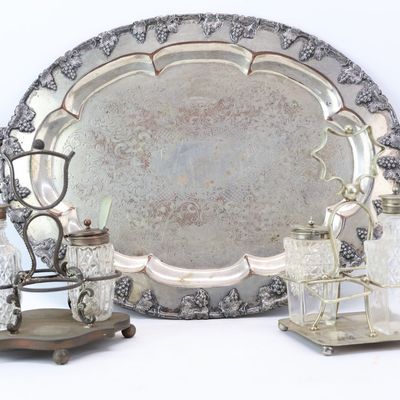 Sale Photo Thumbnail #251: Large Silver Plated Serving Platter