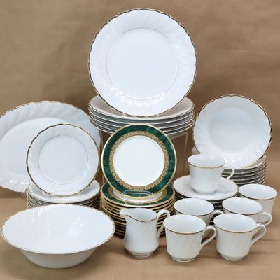 Sale Photo Thumbnail #286: Set of 12 Noritake Fitzgerald Bread and Butter Plates