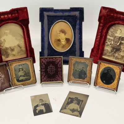 Sale Photo Thumbnail #408: Three Antique Daguerreotype Photographs and Cases
