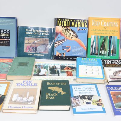 Sale Photo Thumbnail #387: Vintage Group of Assorted Fishing Books