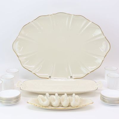 Sale Photo Thumbnail #325: Group of Assorted Porcelain Table Articles