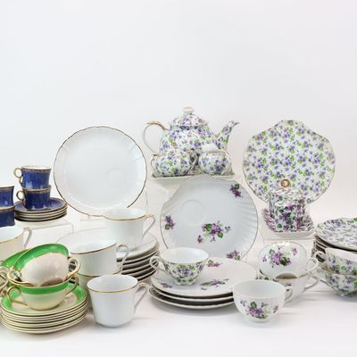 Sale Photo Thumbnail #245: Vintage Lefton Violet Chintz Snack Set
