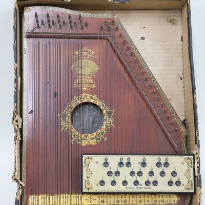 Sale Photo Thumbnail #163: Vintage American Mandolin Harp Special Niagara Model