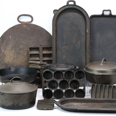 Sale Photo Thumbnail #242: Vintage Group of Assorted Cast Iron Cookware