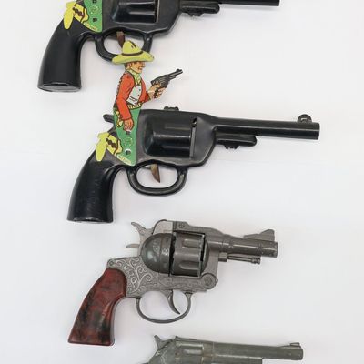 Sale Photo Thumbnail #357: Vintage Group of Assorted Toy Pistols