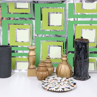 Sale Photo Thumbnail #281: Vintage 1970's Mylar Wallpaper