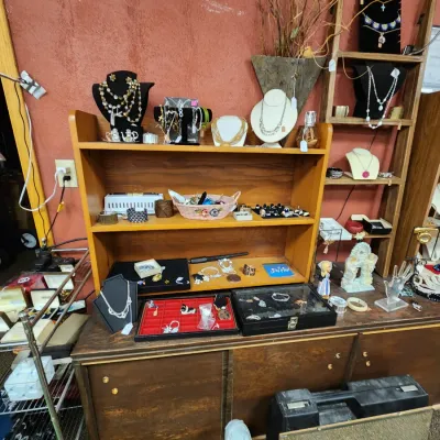 Sale Photo Thumbnail #72