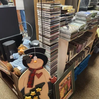 Sale Photo Thumbnail #36