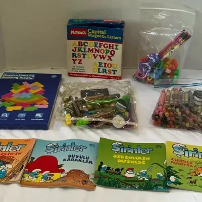 Kids Reading, Learning, Arts And Crafts Lot 
