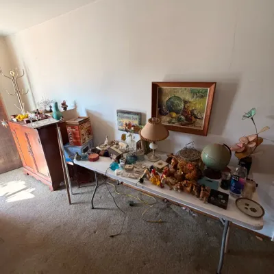 Estate sale photo