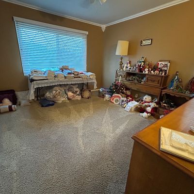 Sale Photo Thumbnail #106