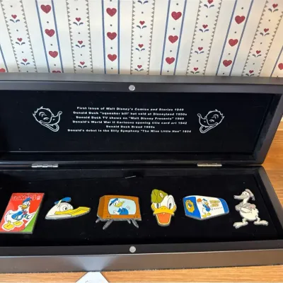 Walt Disney First Issue Pins, Collectible Set Of Six