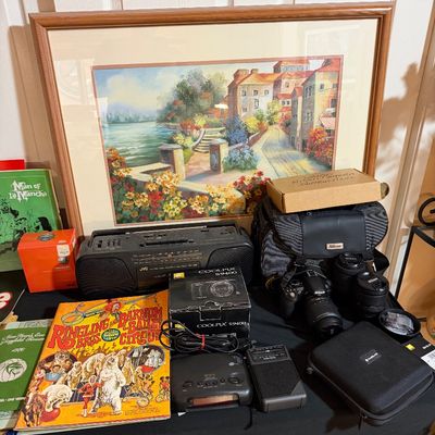 Estate sale photo