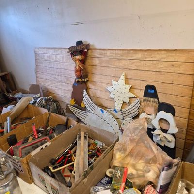 Estate sale photo
