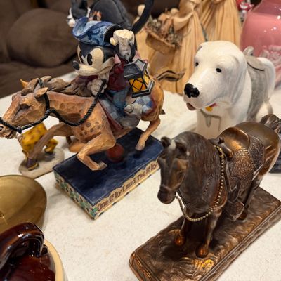Sale Photo Thumbnail #177