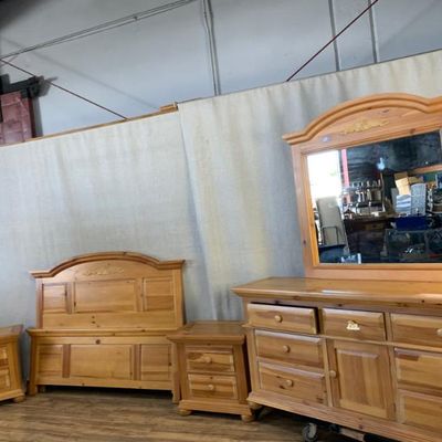 Sale Photo Thumbnail #350